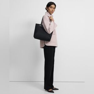 Theory Foldable Day Bag in Nylon in Black